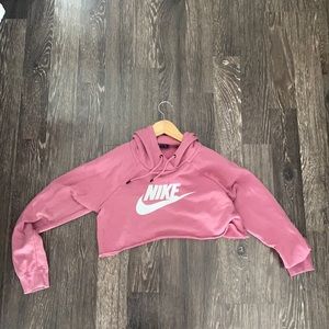 Cropped Nike hoodie